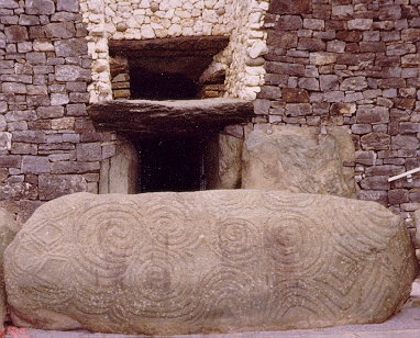  Newgrange - Ireland 